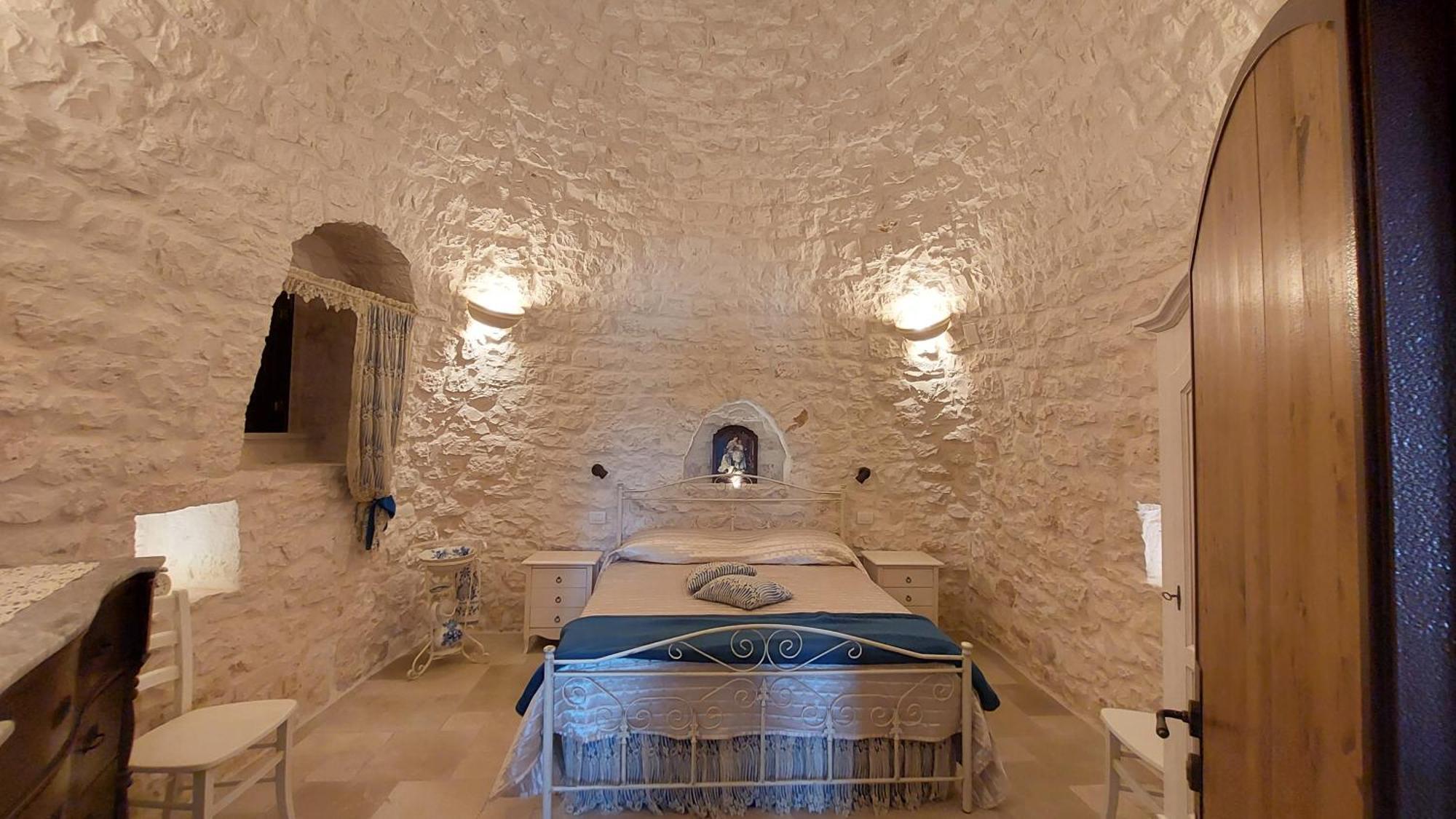 Valle D'Itria Trulli E Alcova Mikael Cisternino Exteriör bild