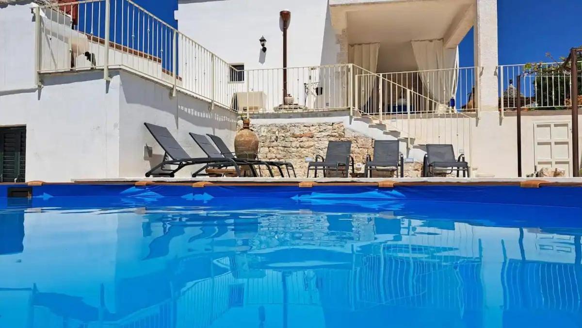 Valle D'Itria Trulli E Alcova Mikael Cisternino Exteriör bild