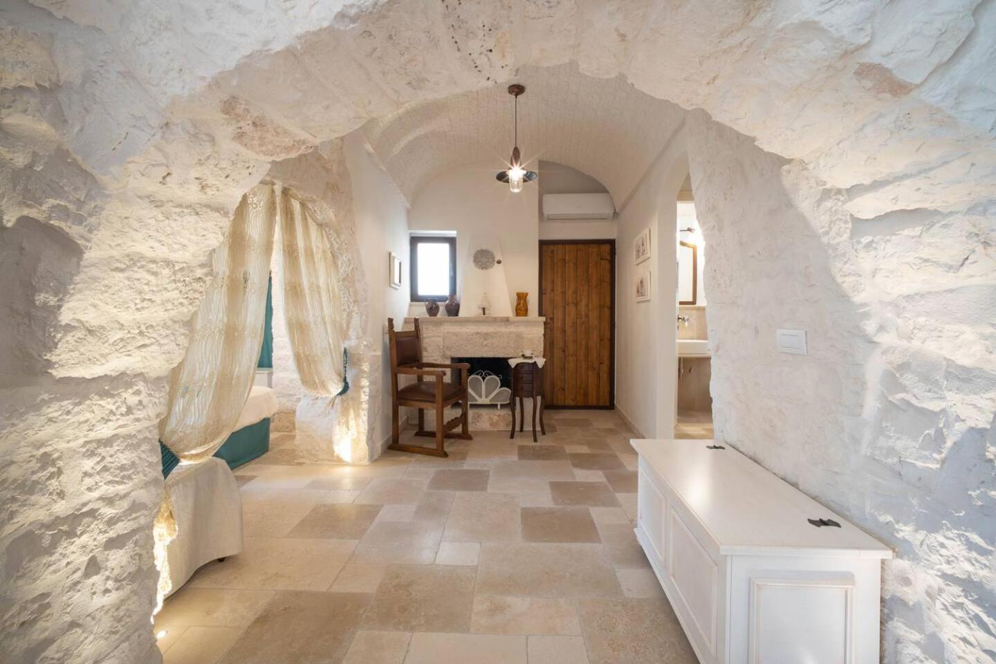 Valle D'Itria Trulli E Alcova Mikael Cisternino Exteriör bild