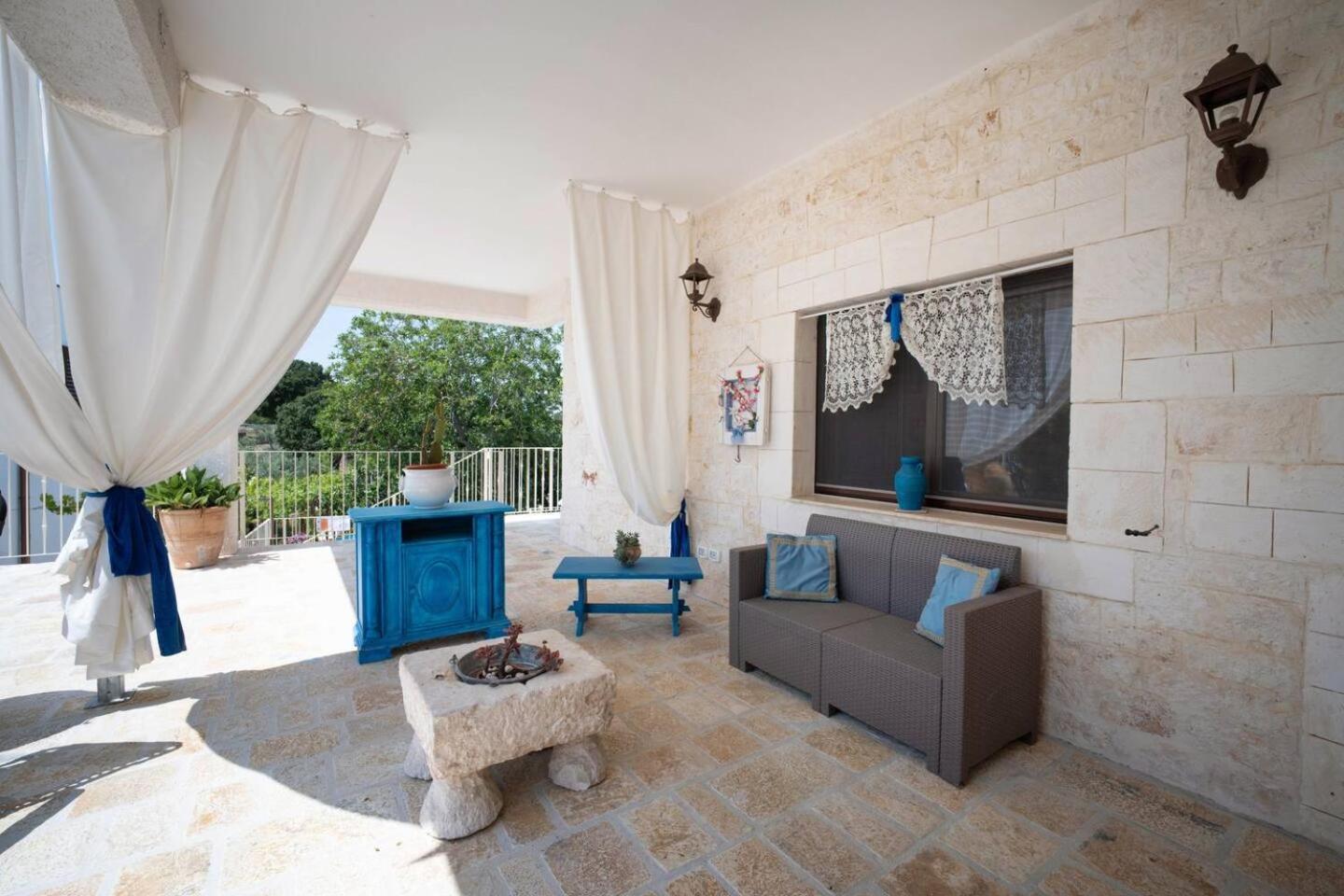 Valle D'Itria Trulli E Alcova Mikael Cisternino Exteriör bild