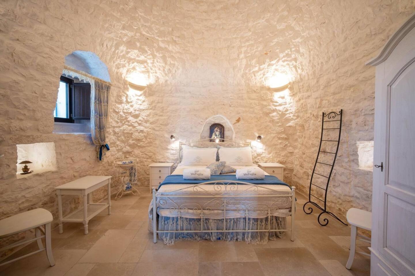 Valle D'Itria Trulli E Alcova Mikael Cisternino Exteriör bild