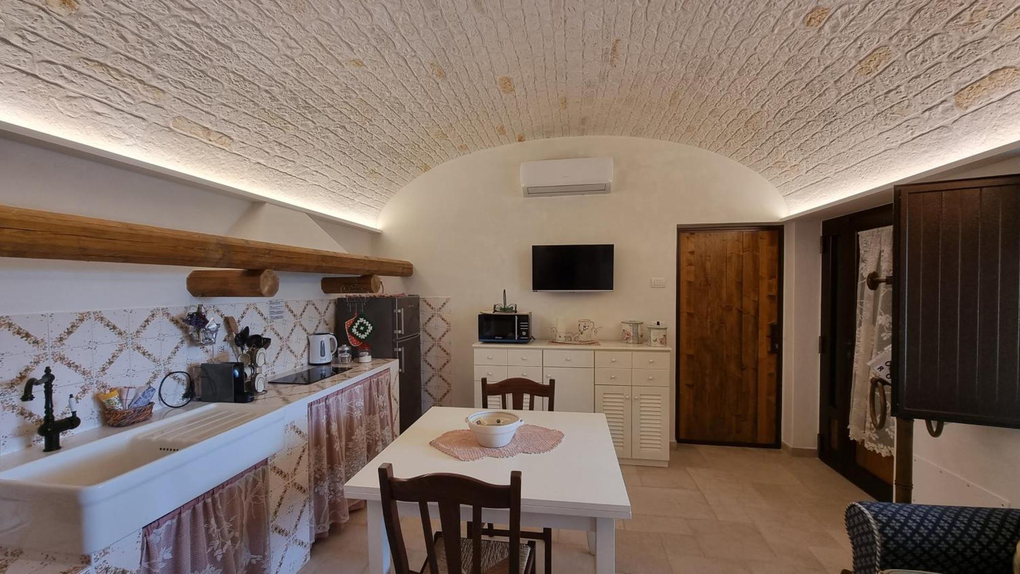 Valle D'Itria Trulli E Alcova Mikael Cisternino Exteriör bild