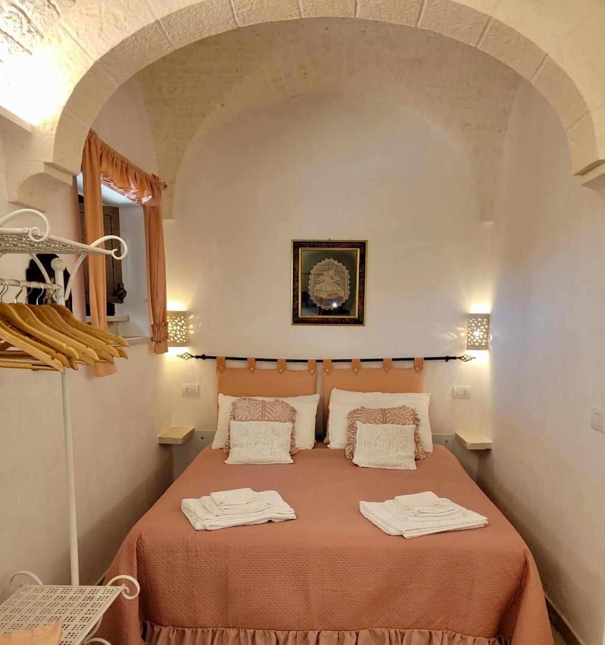 Valle D'Itria Trulli E Alcova Mikael Cisternino Exteriör bild